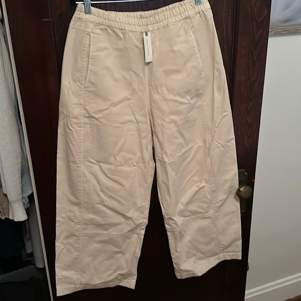 The Izzie Relaxed Pull-On Barrel Pants by Pilcro - new with tags